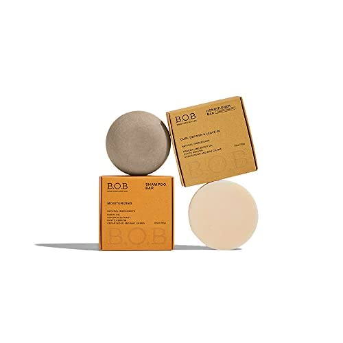 B.O.B Curl Shampoo bottle pour shows hydration for defined curls