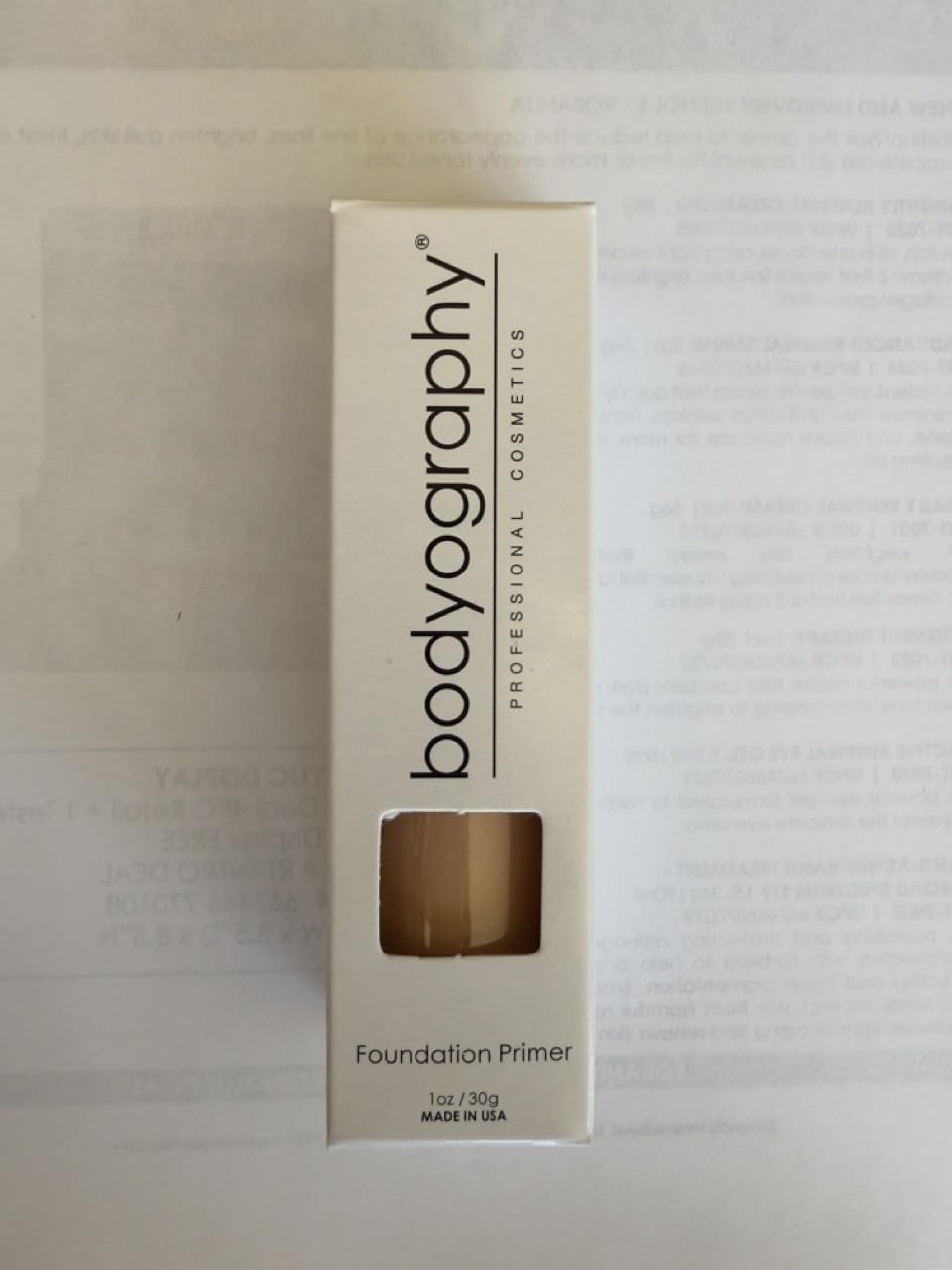 Bodyography Foundation Primer smooths pores for a flawless complexion in daily use.