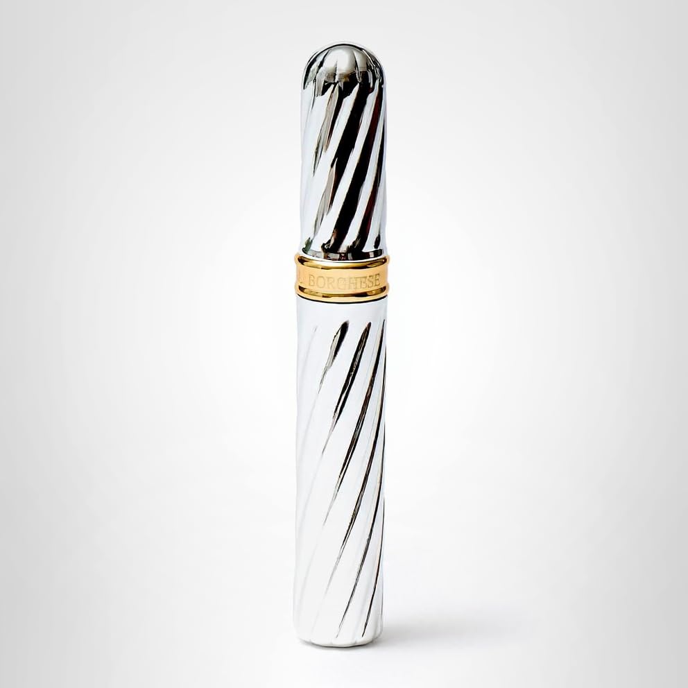Borghese Superiore mascara sensitive-eyes-safe-formula close-up suggests suitable for sensitive eyes