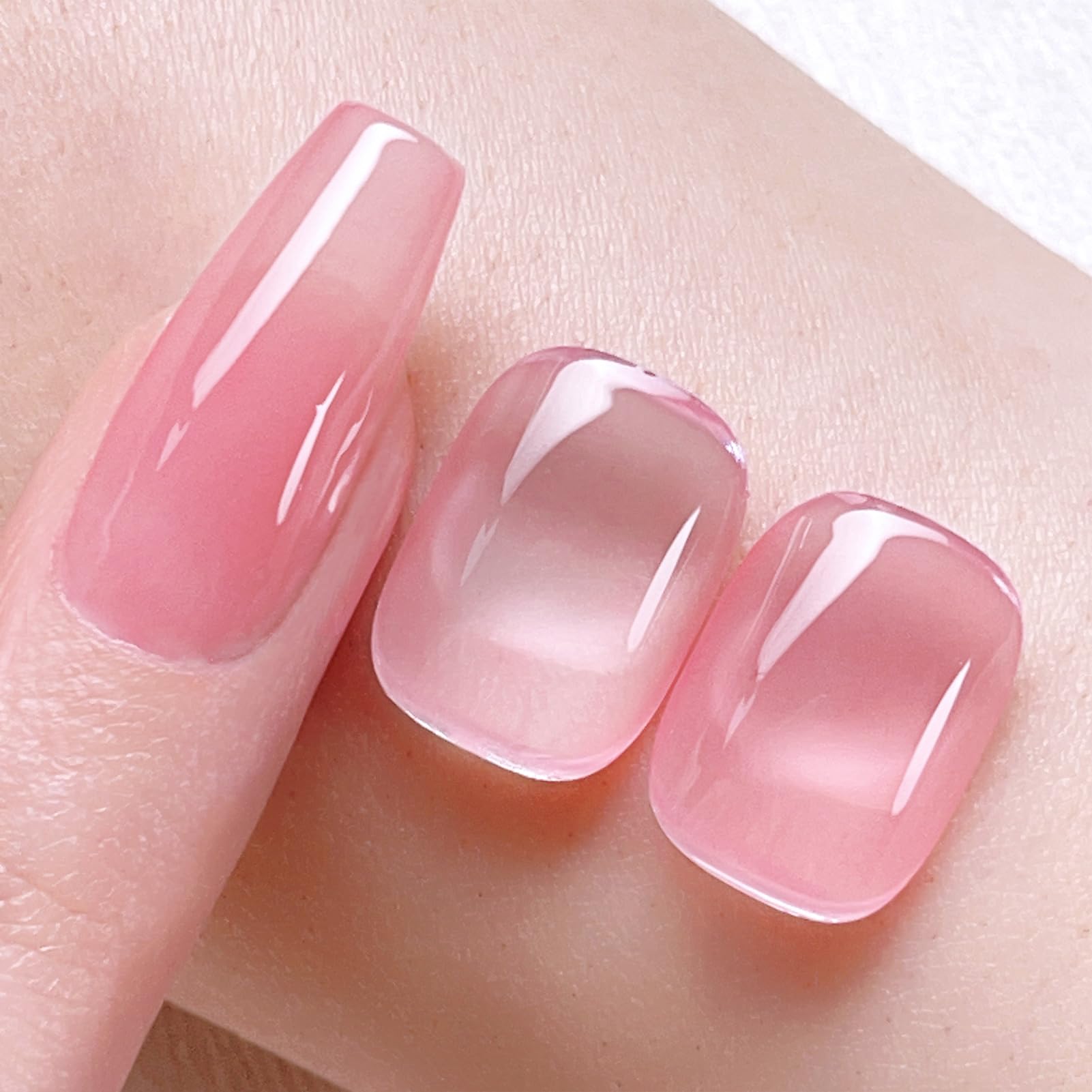 Born Pretty jelly pink gel nail polish wear test highlights long-lasting gloss.