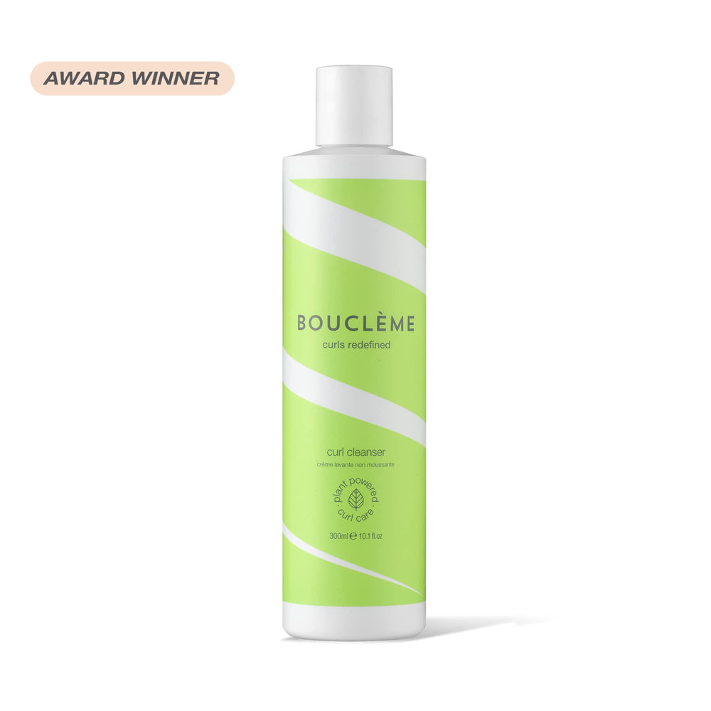 No-foam cleansing image signals gentle scalp care.