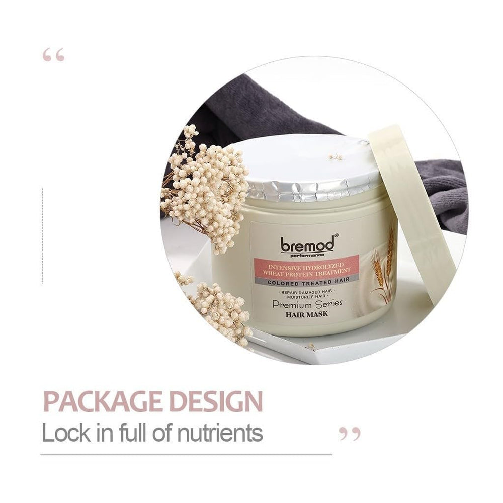 Texture close-up of rich Bremod mask cream ready to apply.