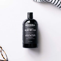 Closeup of Brickell Rapid Wash mint formula highlighting natural ingredients