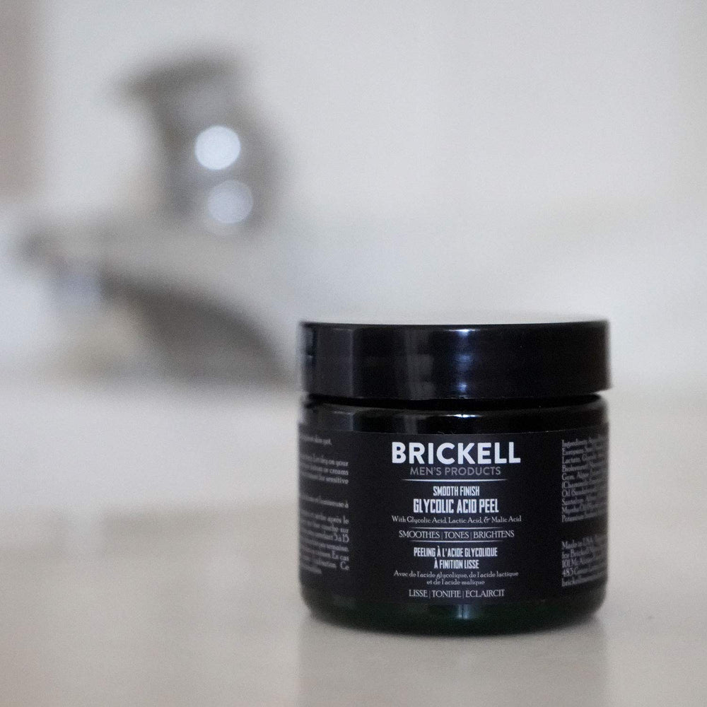 Ingredients of Brickell Smooth Finish Glycolic Acid Peel with aloe vera and jojoba.