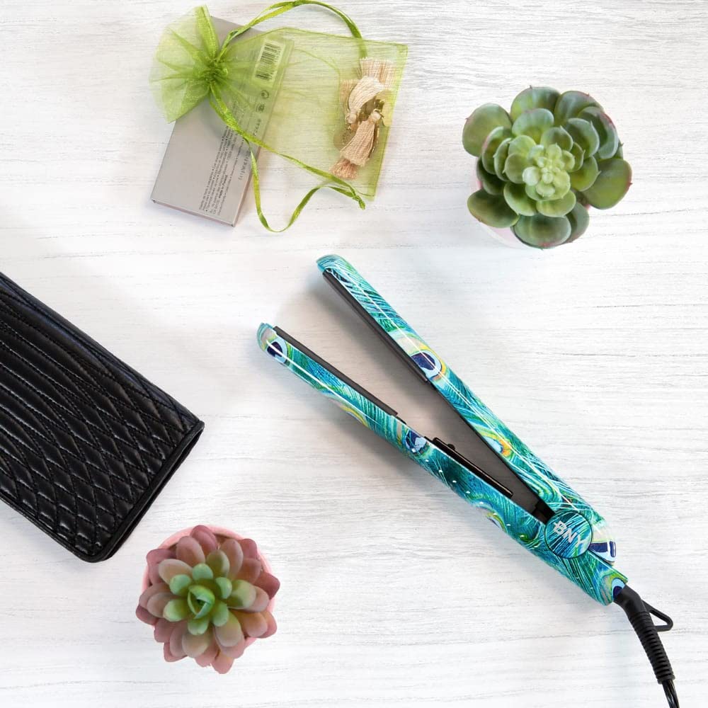Brilliance New York frizz-control results with lasting shine.