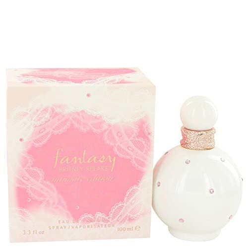Britney Spears Fantasy spray nozzle closeup for smooth application