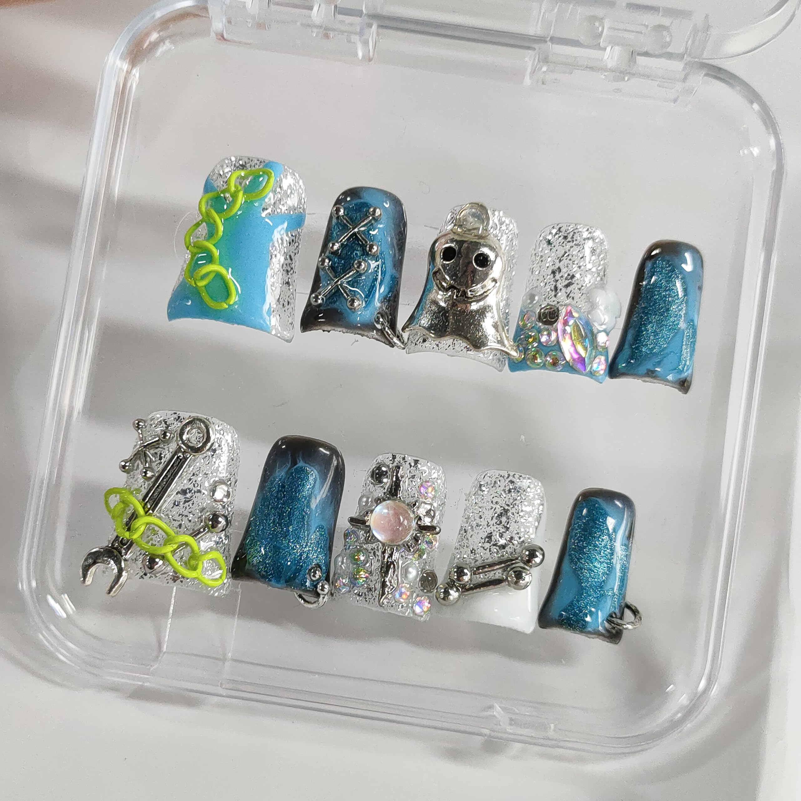 BRKYKGK easy application for stunning nails in minutes.