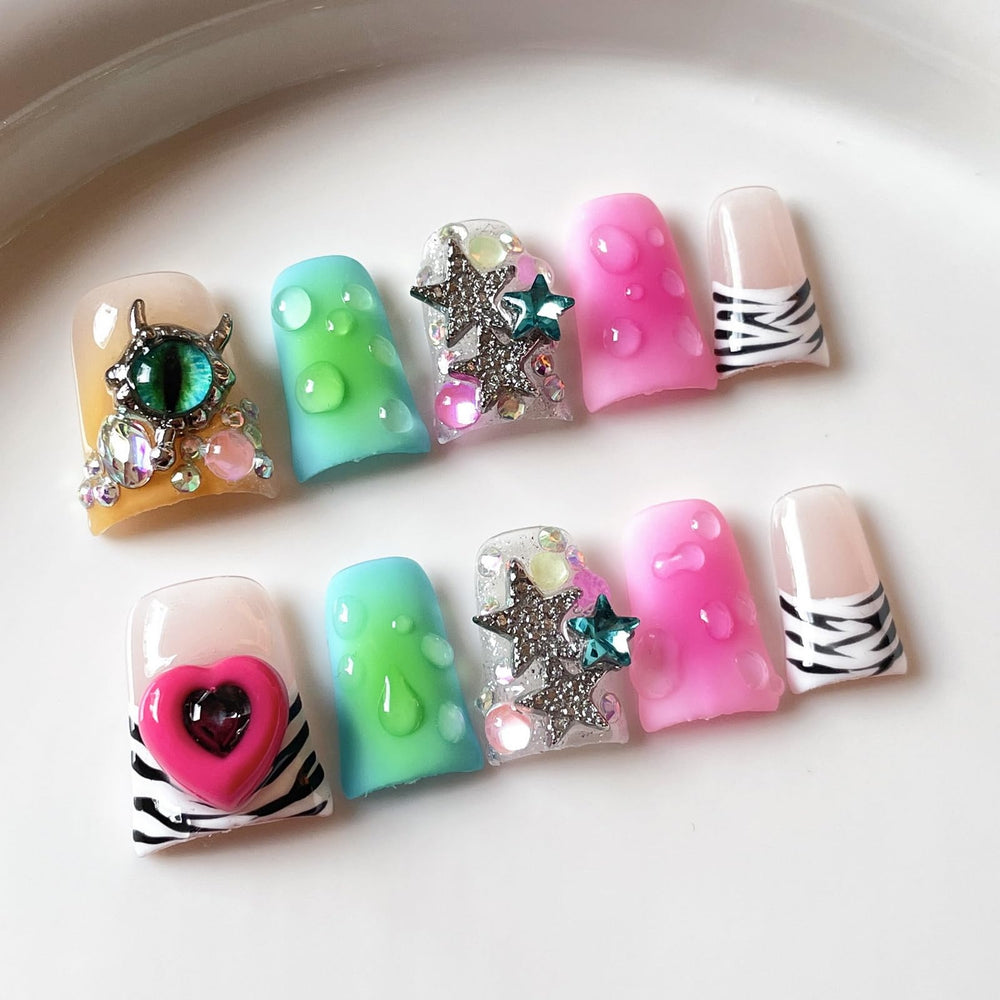 BRKYKGK short duck nails with 3D tip for quick at-home glam