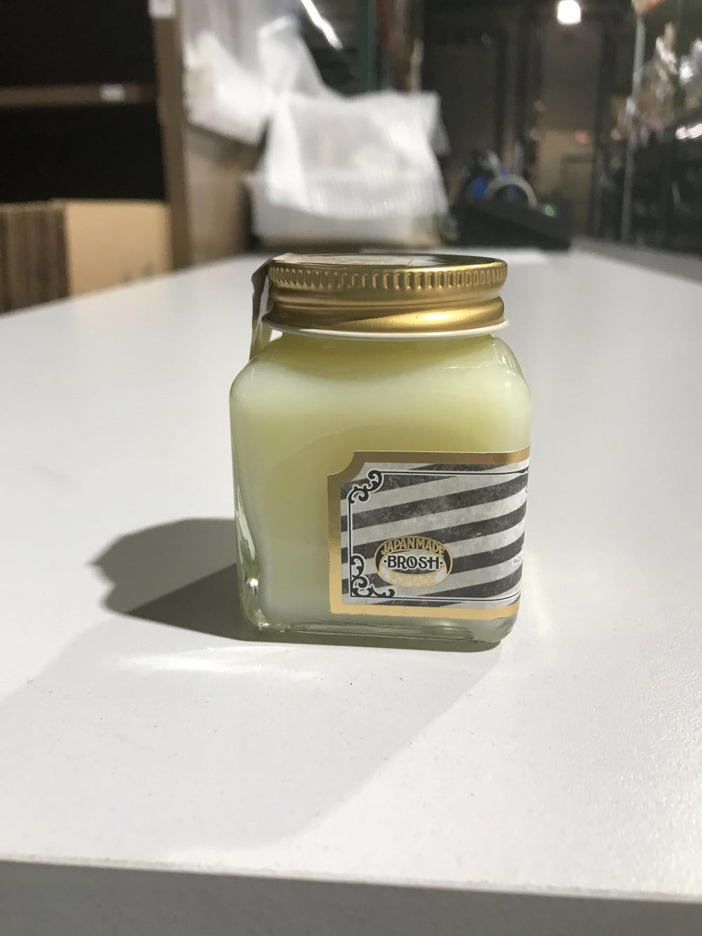 BROSH Hair Balm 121 fragrance-notes emphasizing citrus freshness and herbal hints.