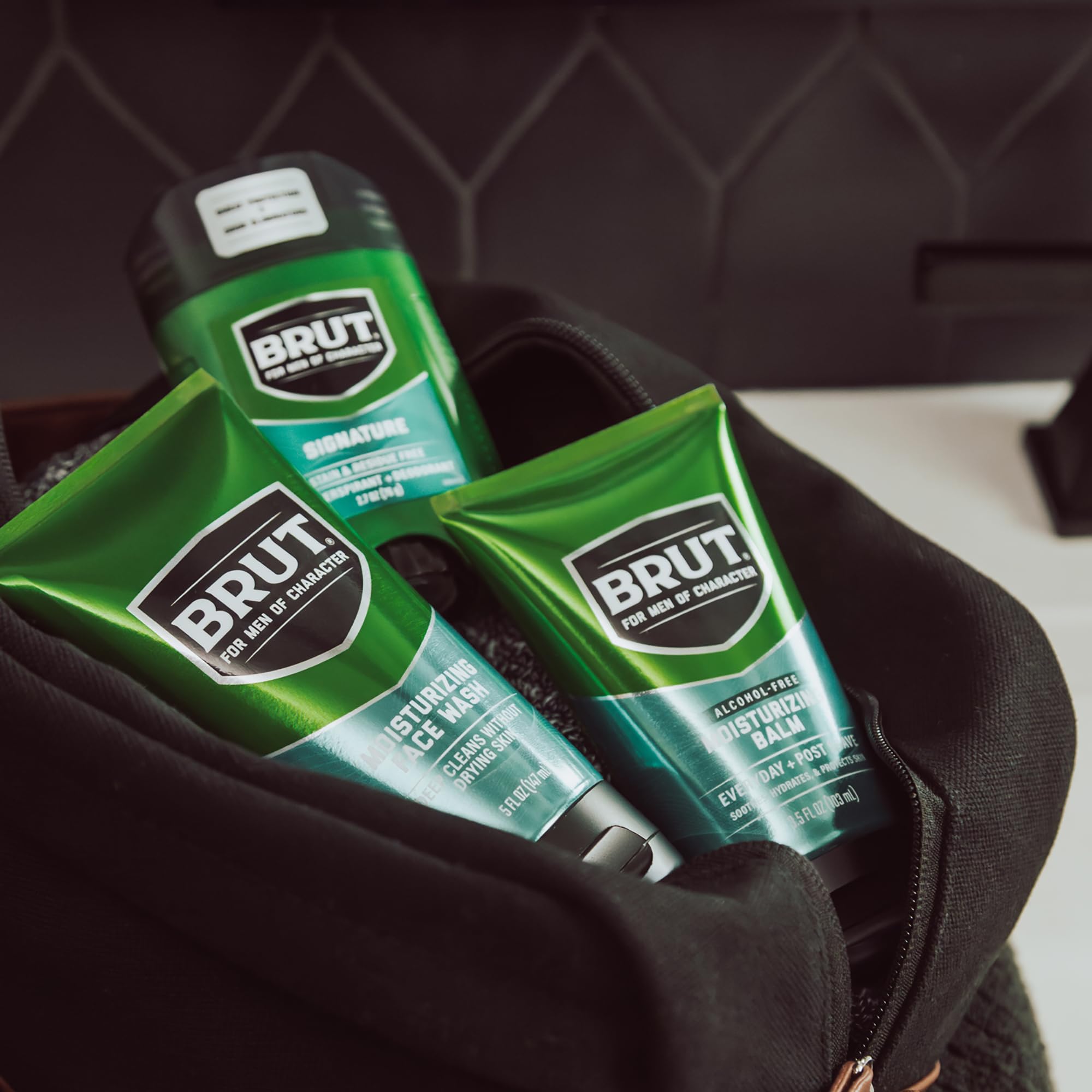 Brut Balm absorbed quickly on clean skin, leaving no residue.