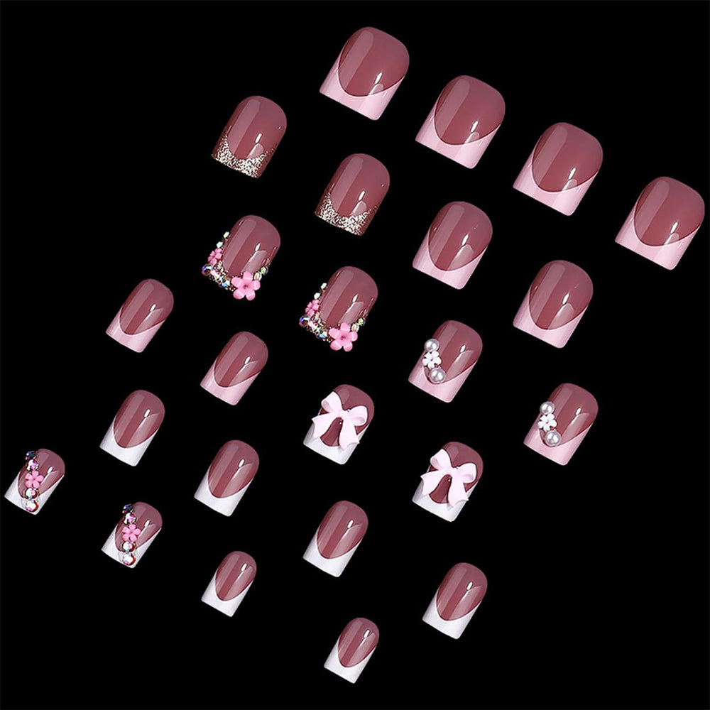 BSBTBZ 24pcs French Tip Nails Flower design adds playful elegance to any look.