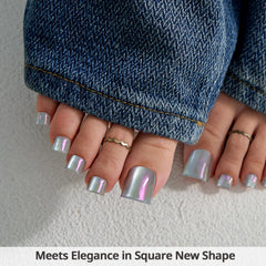 BTArtbox adhesive tabs simplify quick toe nail application.