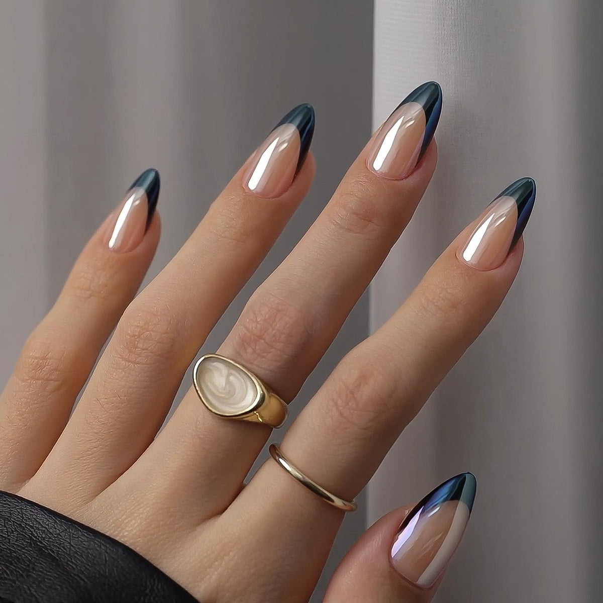 BTArtbox Black Swan French Tip Nails with chrome glaze for a glam, salon-like finish.