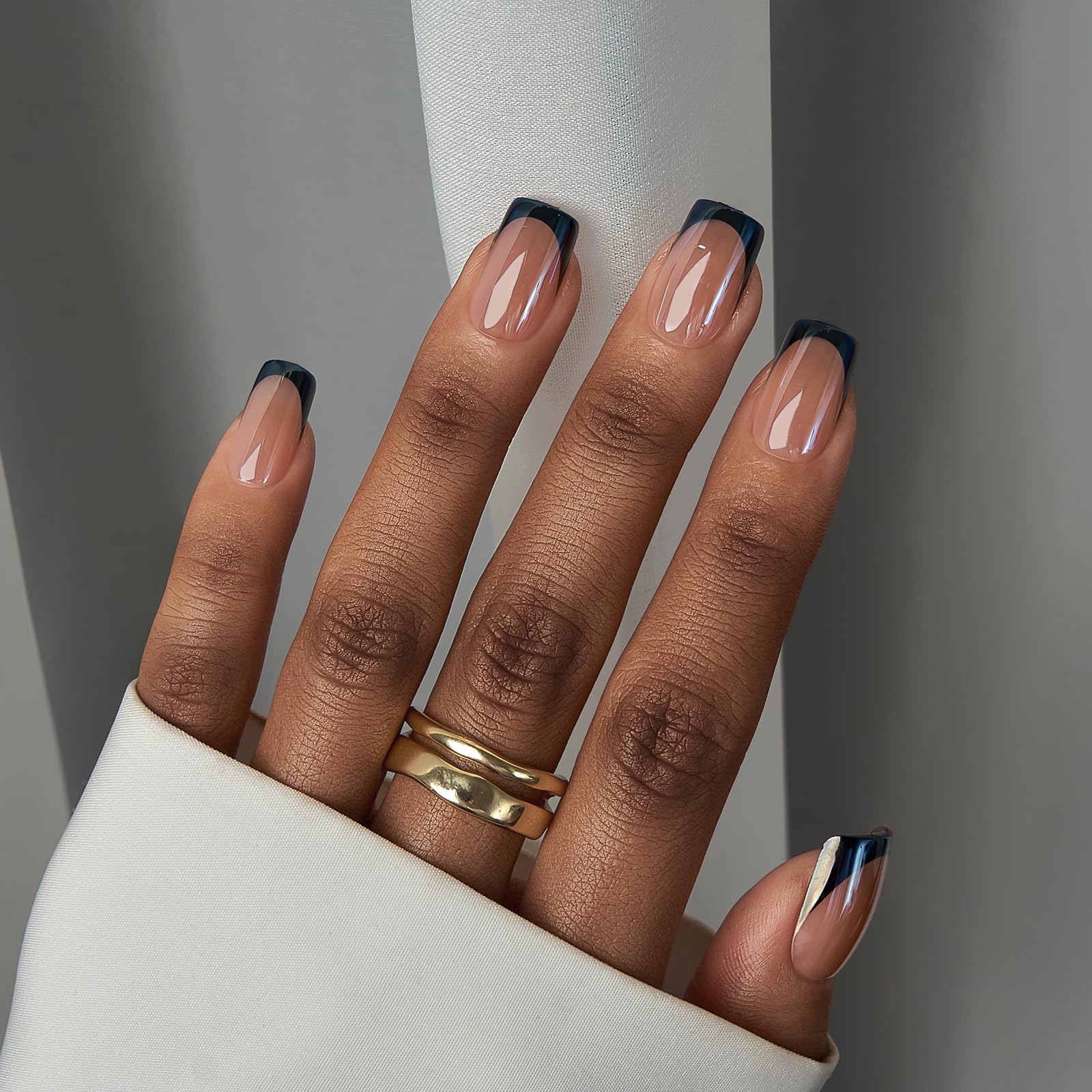 BTArtbox Braveheart nails short square glazed finish for salon-like shine.
