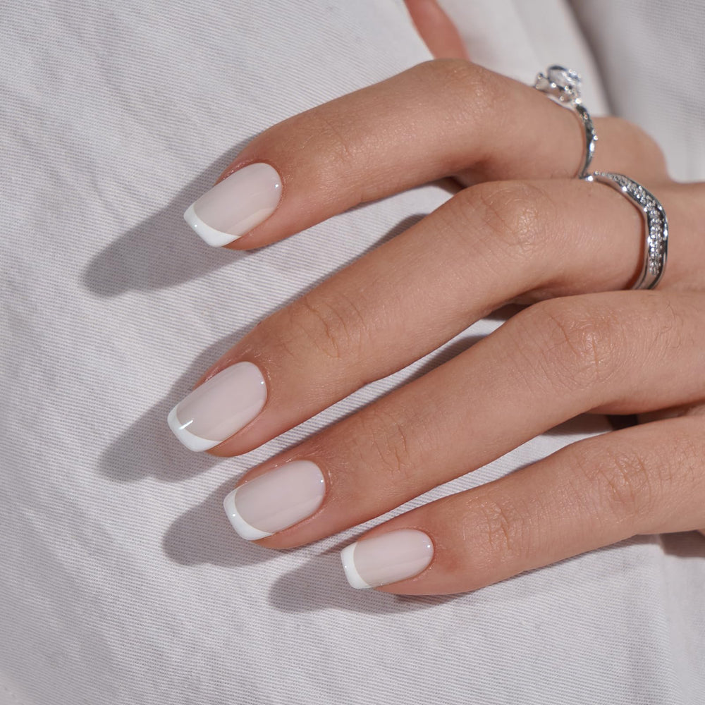 BTArtbox press-on nails with glue and tabs for quick, durable wear.