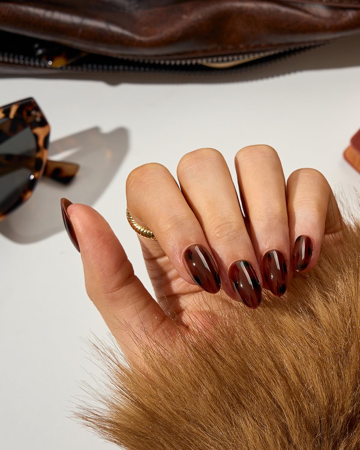 BTArtboxnails SoftCoatTips with pre‑applied primer and base for faster extensions.