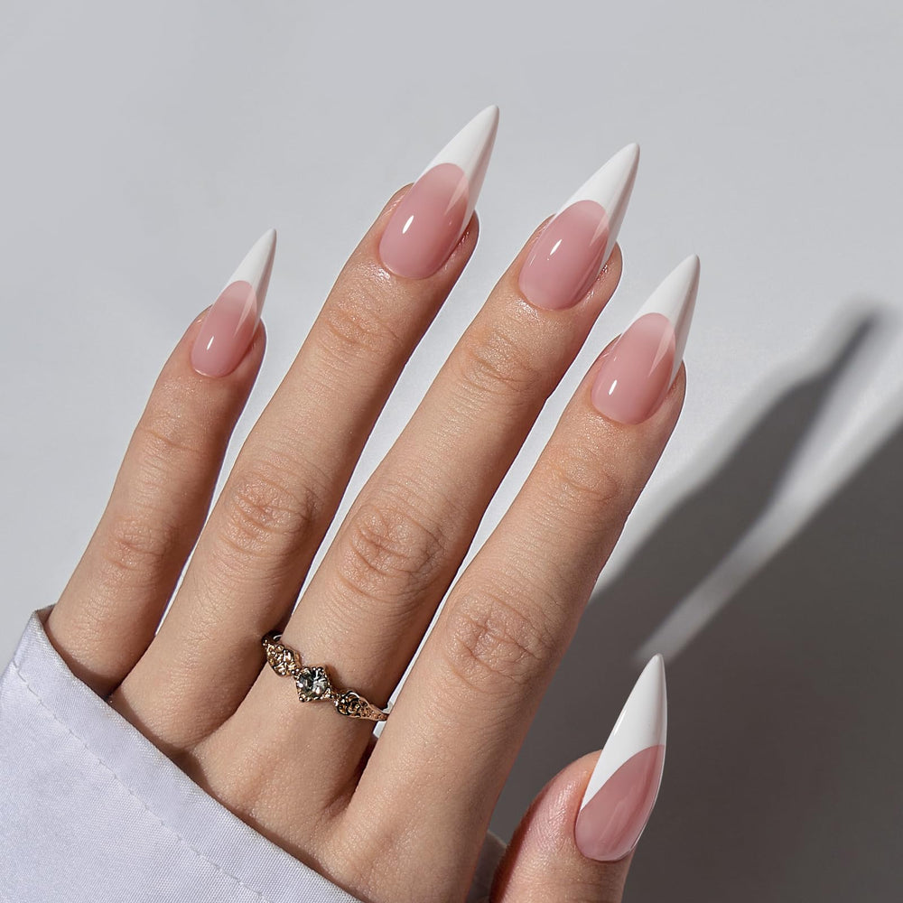 BTArtboxnails XCOATTIPS coating close-up shows light-transmitting tips for faster gel curing.