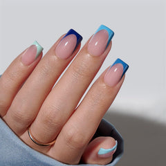 BTArtboxnails XCOATTIPS kit shows pre-applied primer and base for faster nail extensions.