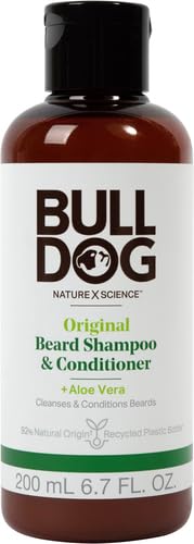 Bulldog Original 2-in-1 beard shampoo application with rich lather