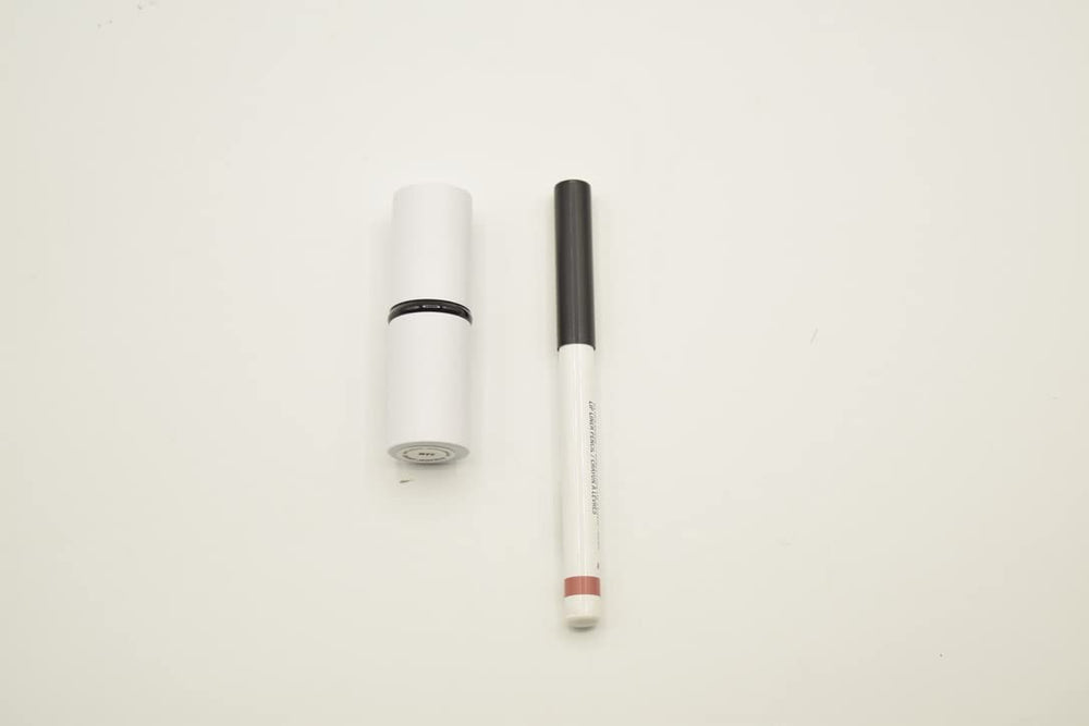 BY MARIO Lip Lift Kit step-by-step application on lips