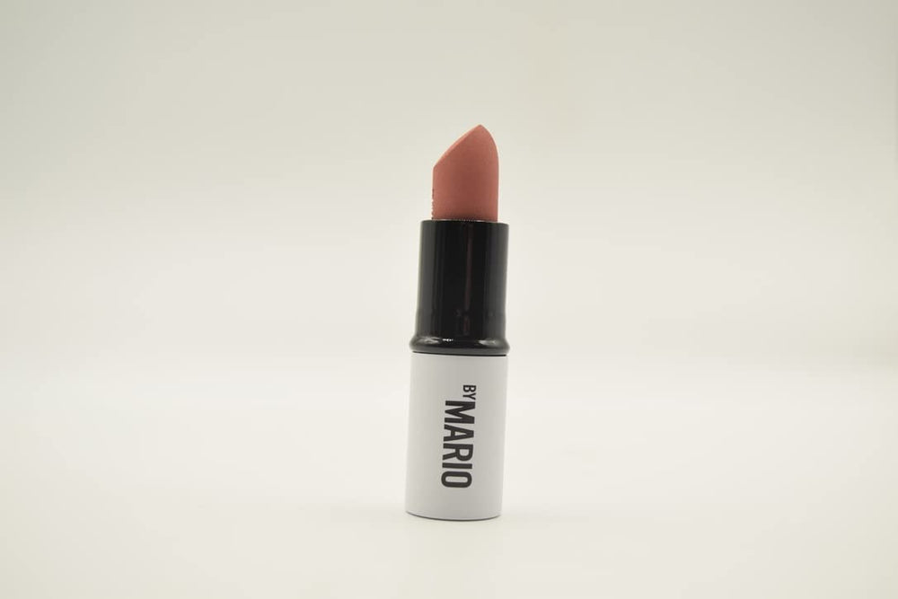 BY MARIO Lip Lift Kit Hugh pencil defines lips with precision