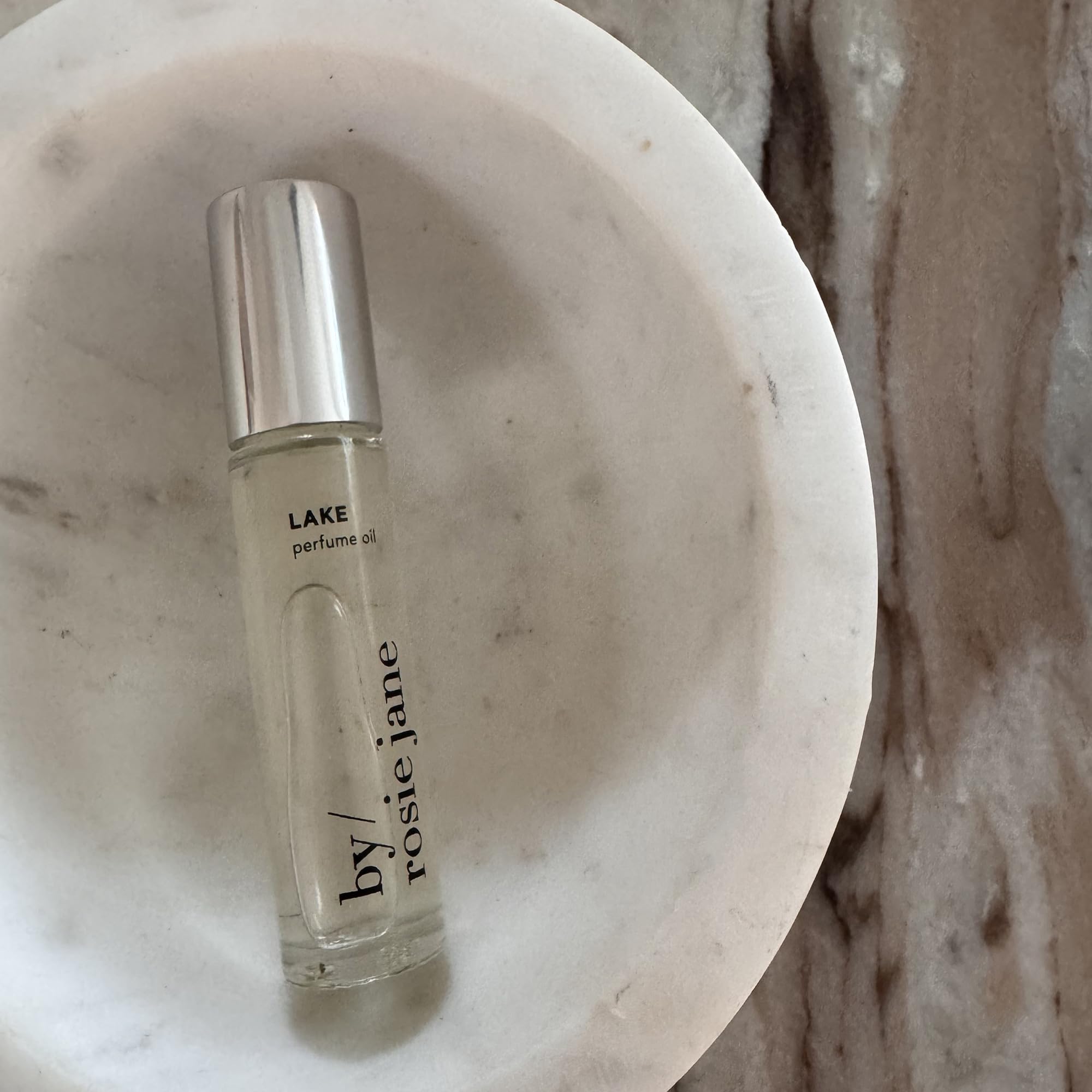 Lake fragrance bottle highlights vanilla note for everyday use
