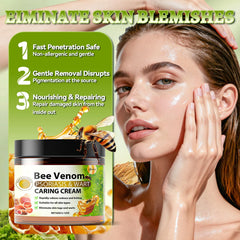 Caderno Inteligente Bee Venom Cream applying to skin for hydration