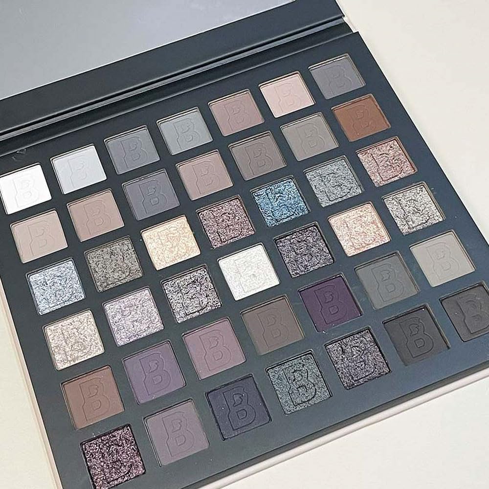 CAKAILA color payoff lasts with proper application and layering.
