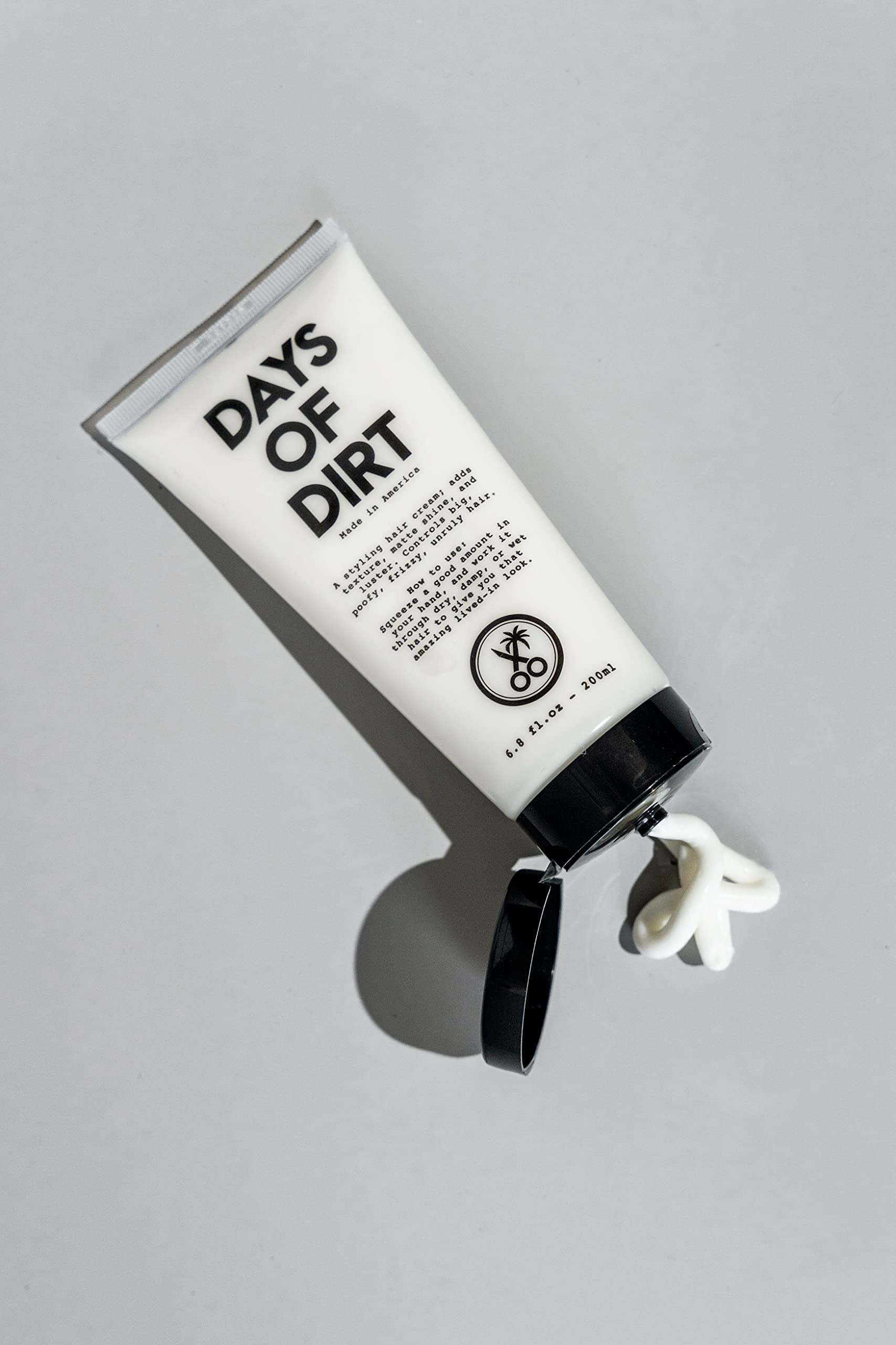 California Born Days of Dirt frizz control and volume for full, lively styles.