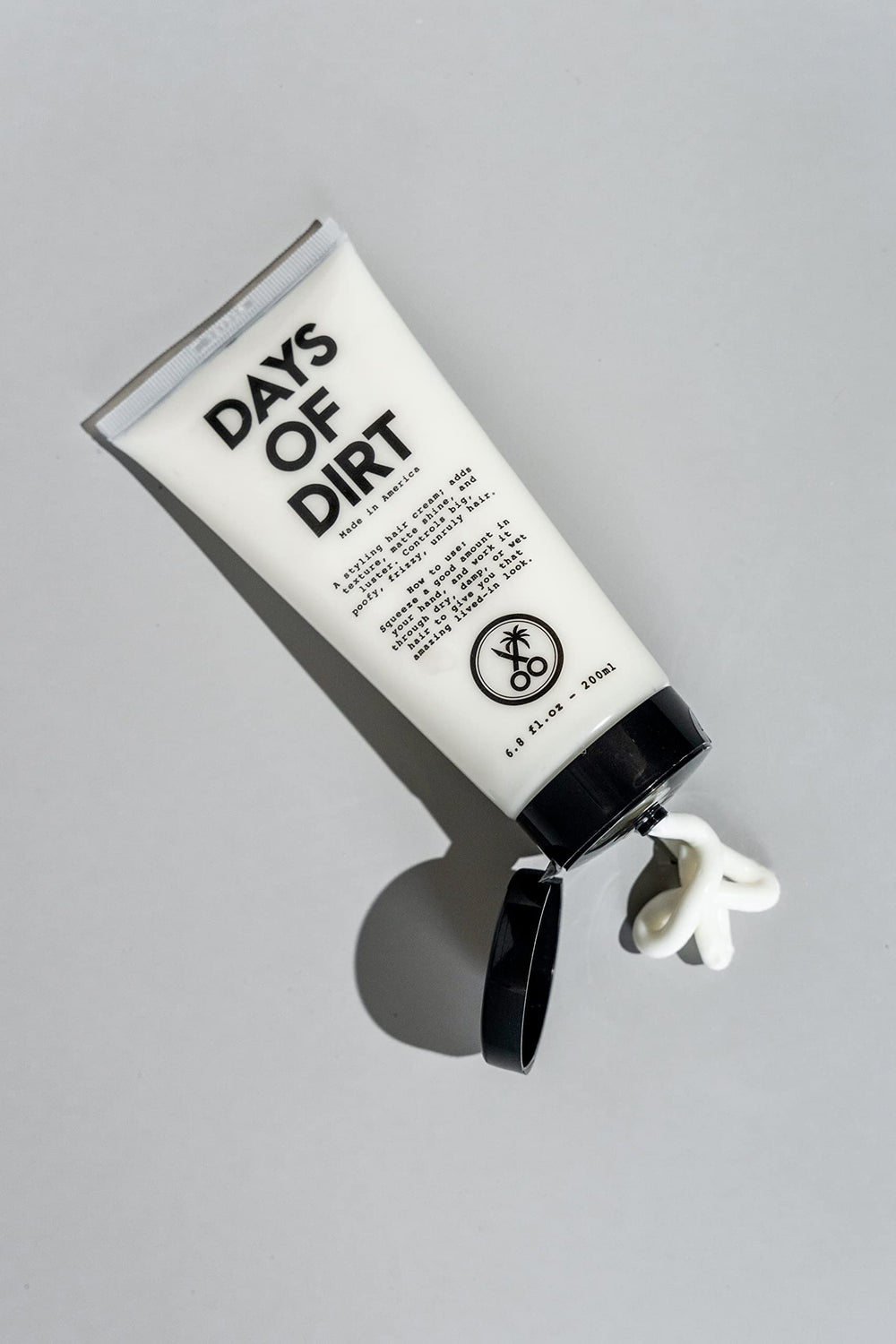 California Born Days of Dirt frizz control and volume for full, lively styles.