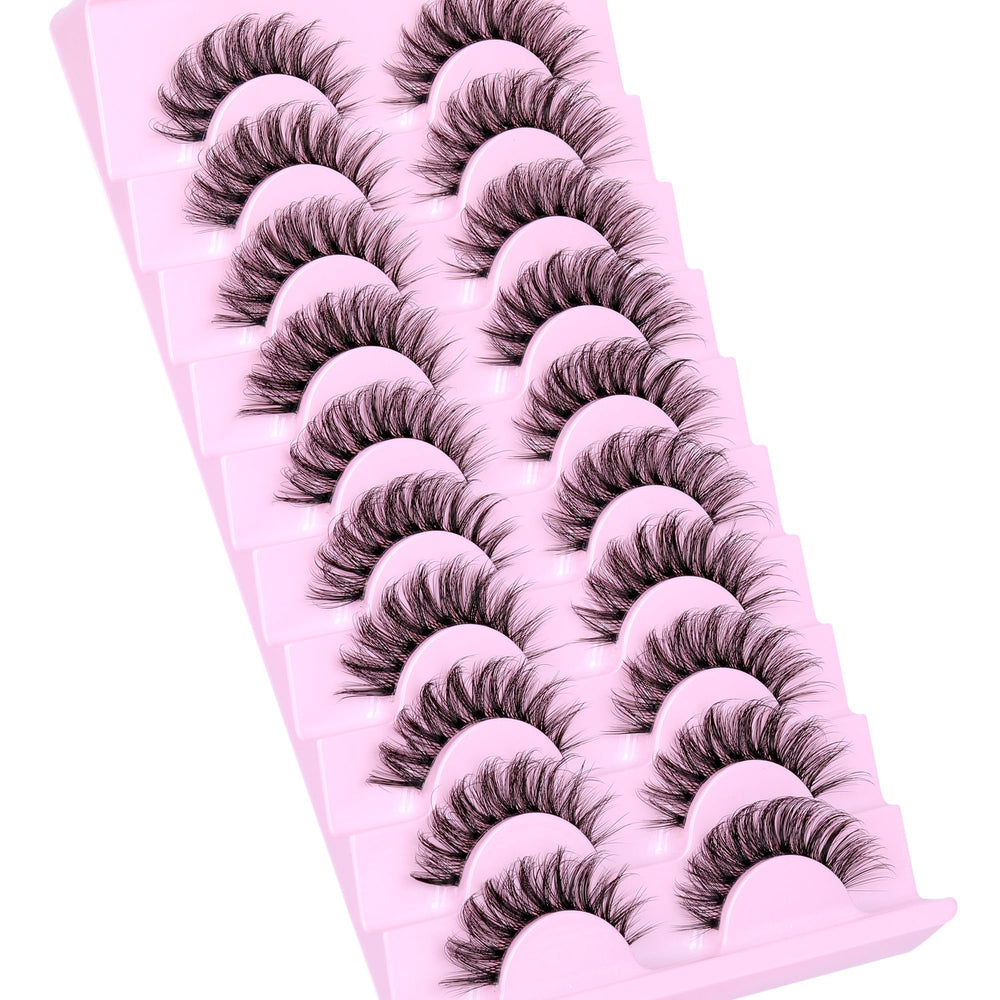 Calphdiar lashes with a clear band blend seamlessly for easy application.