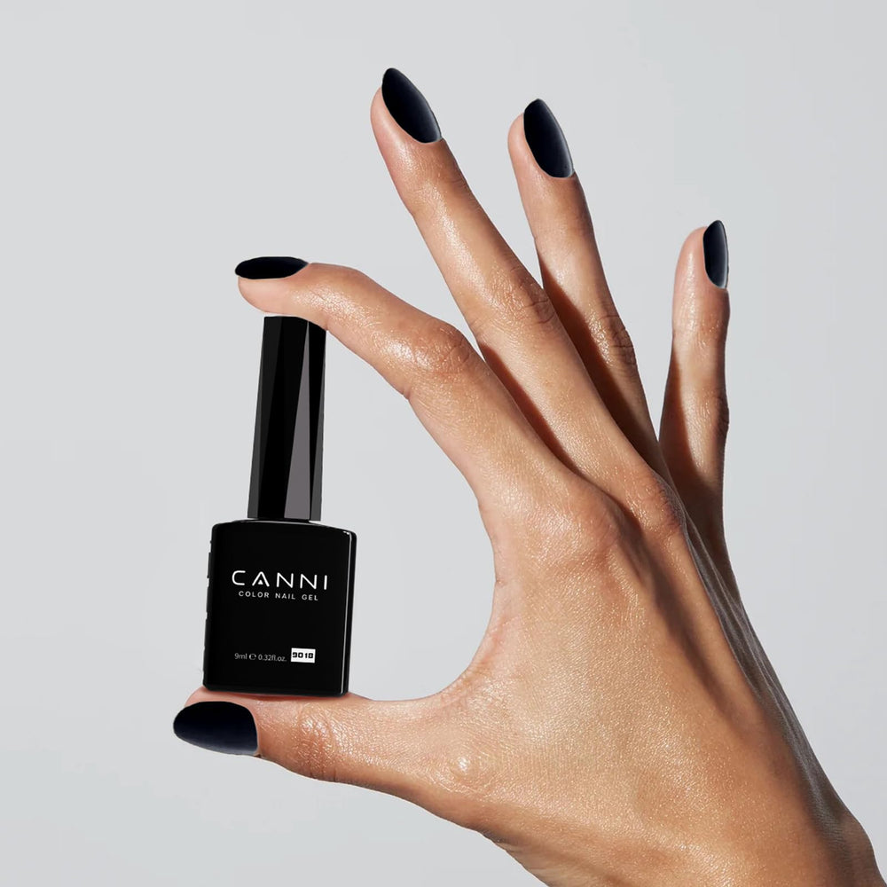 CANNI high pigment gel provides rich coverage even in fewer coats.