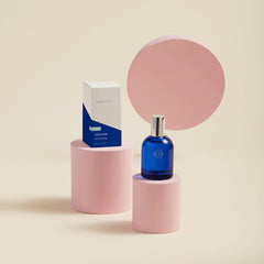 Capri Blue Volcano close-up shows tropical fruit notes and a radiant glow.