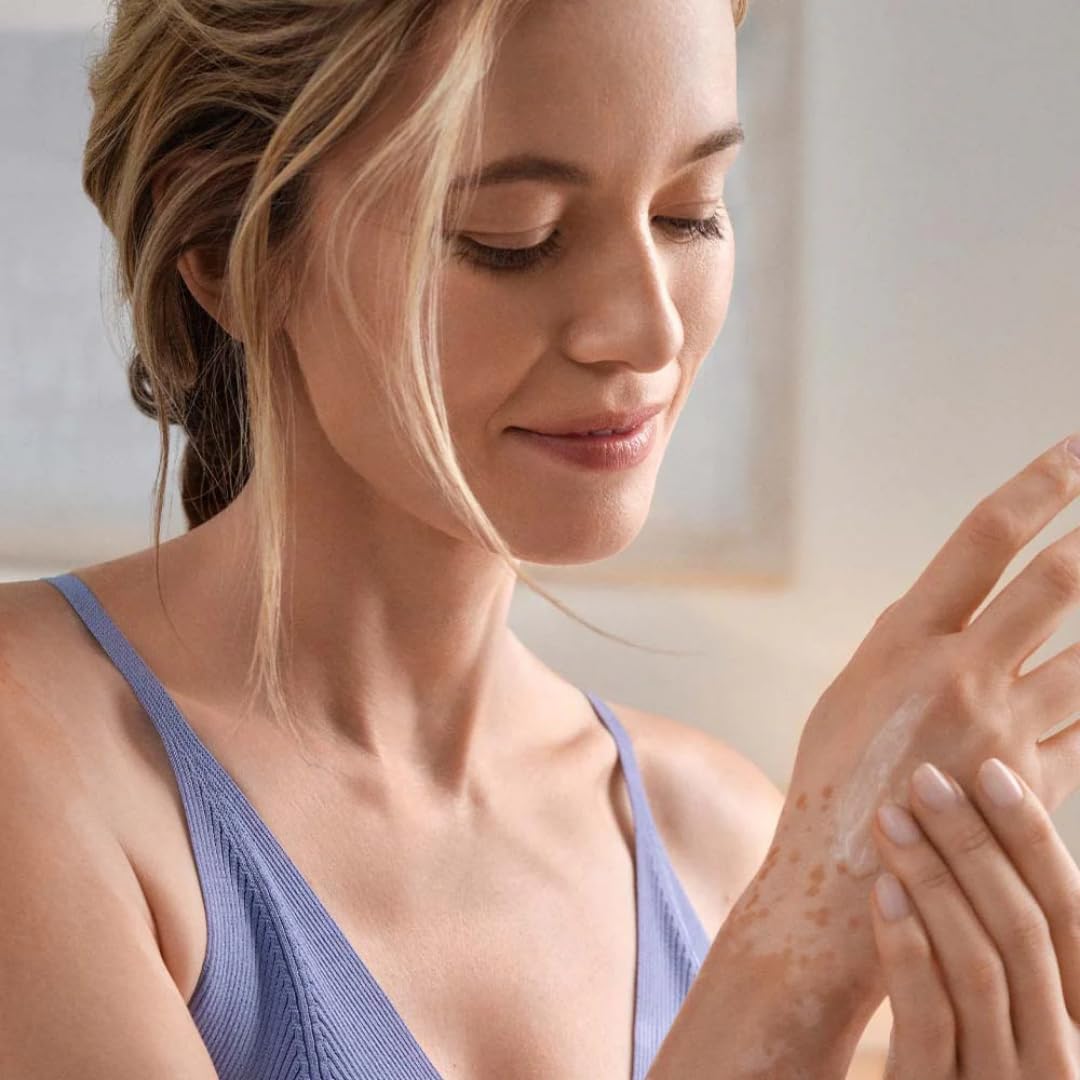 Care Silicone Glove Hand Cream with glycerine and almond oil nourishes dry skin.