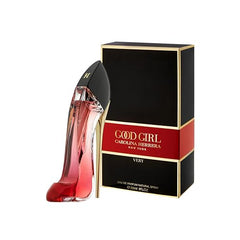 Carolina Herrera Very Good Girl EDP spray application for on-the-go scent.