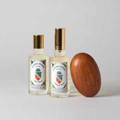 Label detail of Caswell-Massey Woodgrain Sandalwood packaging