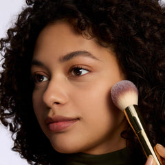 Under-eye setting with Catrice Bright & Blur to reduce creasing