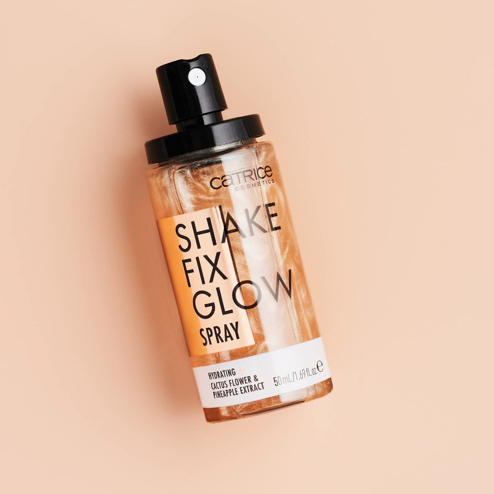 Catrice Shake Fix Glow Spray soft glow finish on the skin.