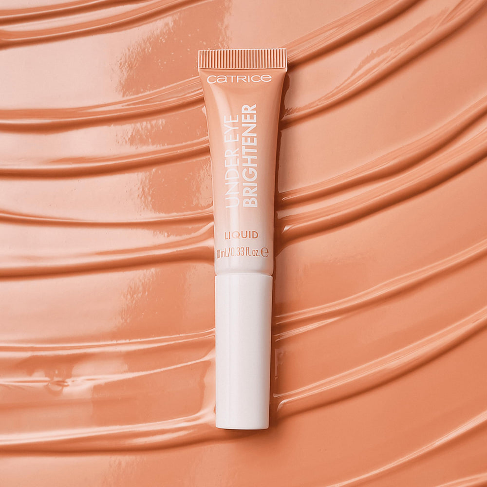Catrice sponge-tip close-up for precise dab and blend.
