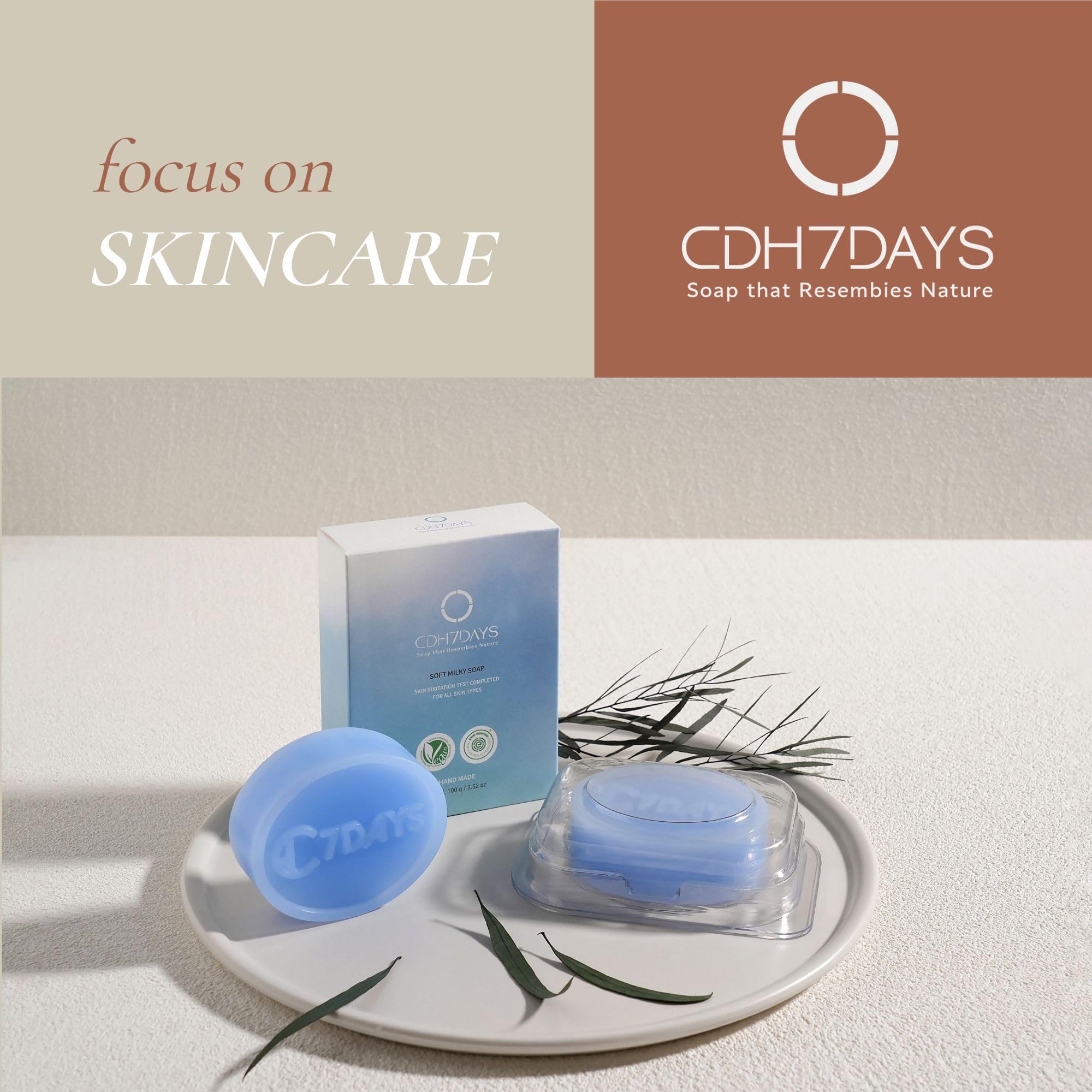 CDH7DAYS Korean handmade soap close-up reflects artisanal care.