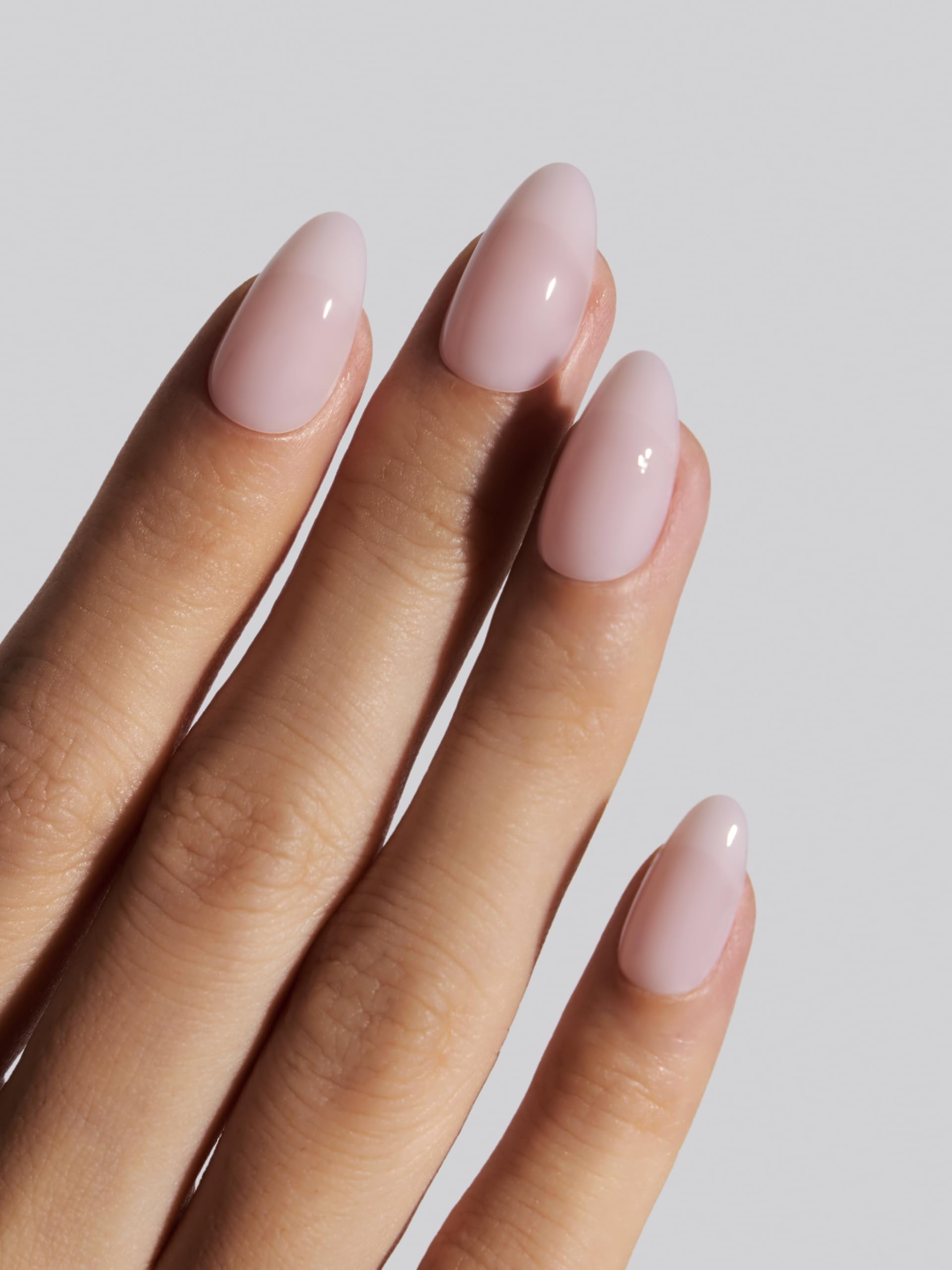Celebritips Salon U-ltimate glue tabs ready for quick, long-lasting application.