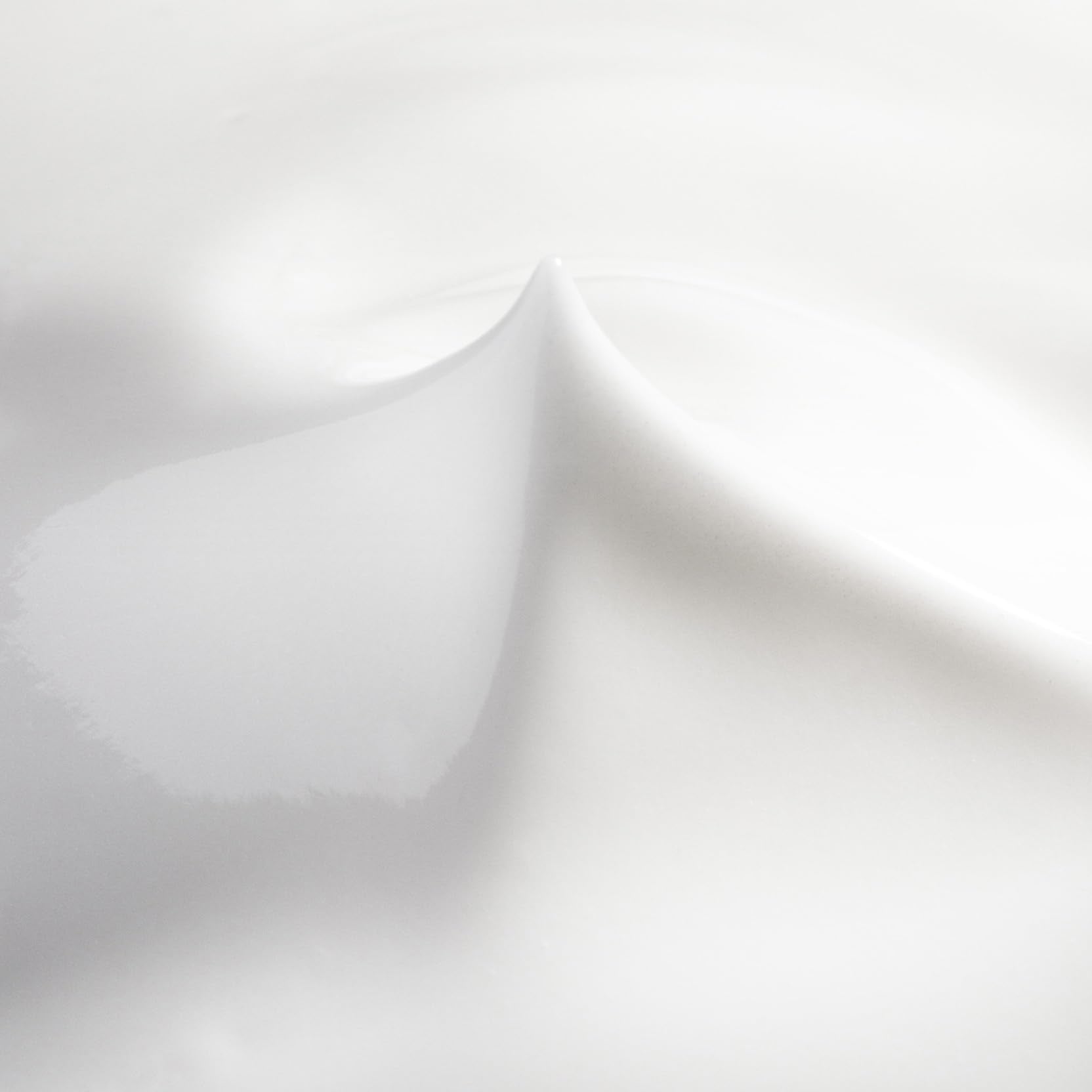 Application on skin demonstrates soothing feel of Cellcosmet Cellmen cream.