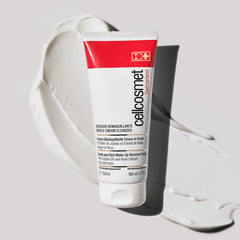 Cellcosmet Gentle Cream Cleanser foamy surface demonstrates gentle cleansing suitable for sensitive skin.