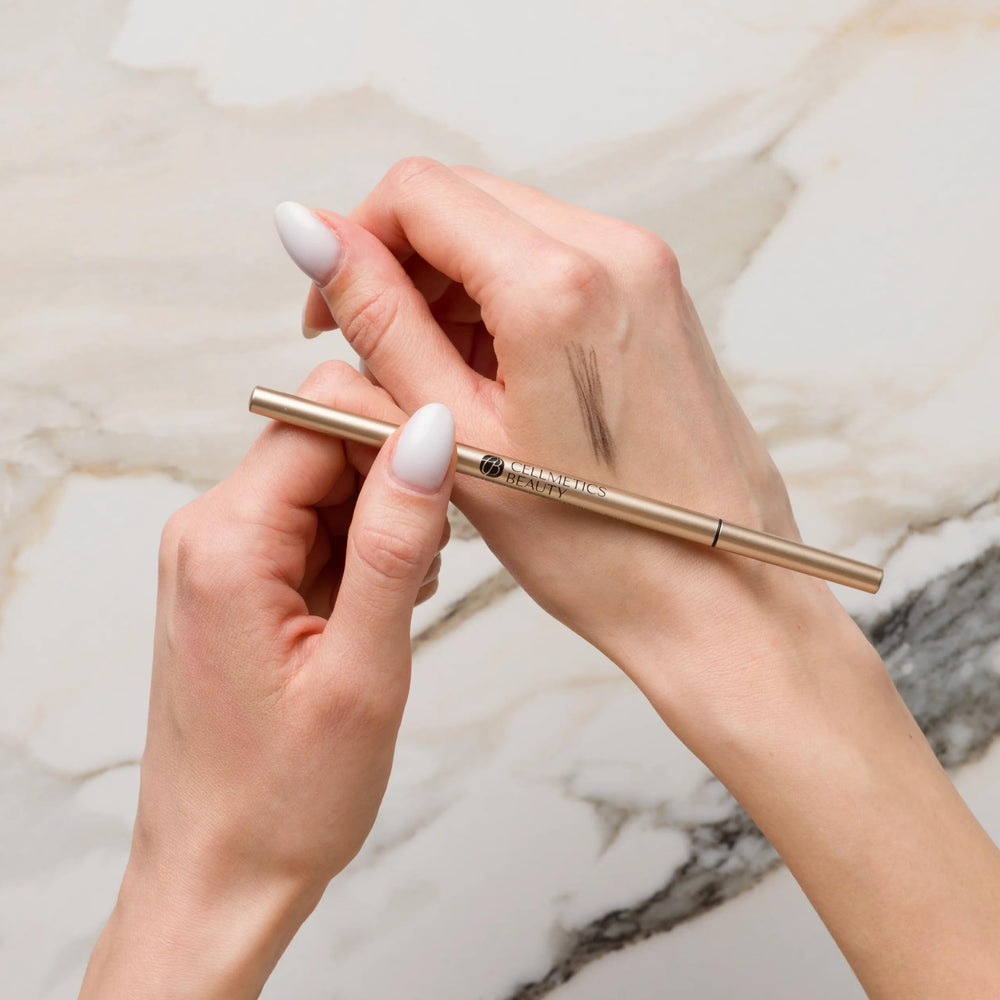 Cellmetics Beauty Ultra-Slim Tip at 1.5mm enables precise detailing and arch reshaping.
