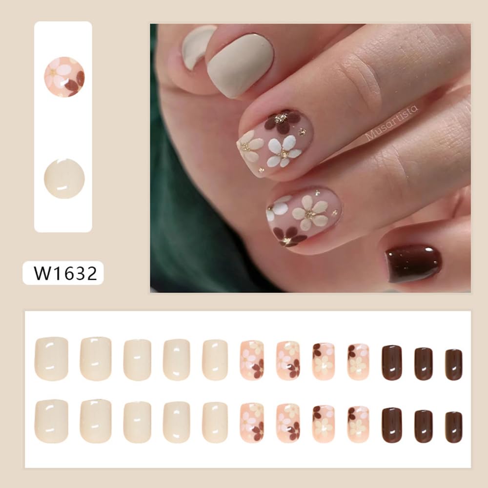 CEWEWP Extra-short square brown nails provide a neat, durable daytime look.