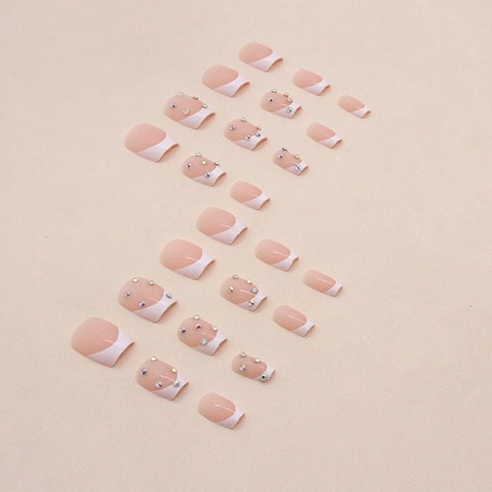 CEWEWP full-cover stick-on nails provide a durable, natural-looking finish.