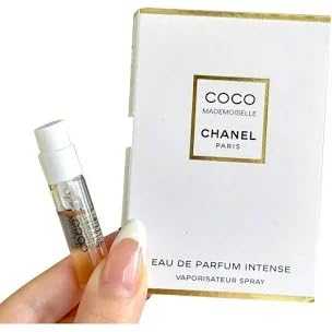 Compact packaging of CHANEL Coco Mademoiselle Intense fits for purse storage.