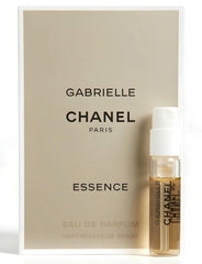 CHANEL Gabrielle Essence sample spray close-up for on-the-go testing