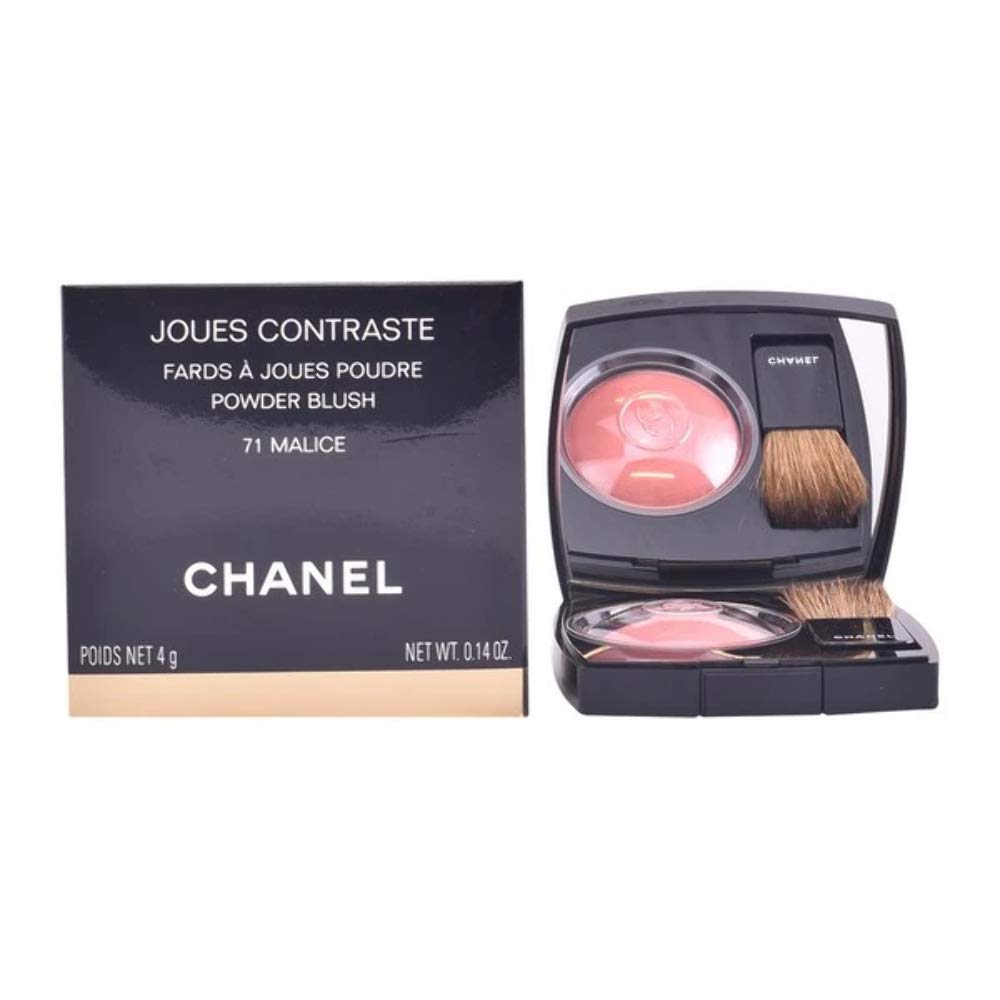 CHANEL JOUES CONTRASTE quintessence natural-toned blush on skin with radiant glow.