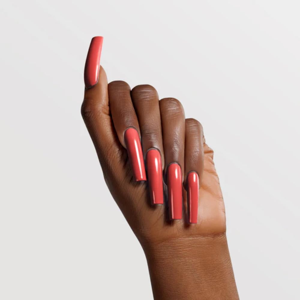 Chaun Legend chip-resistant nails with shimmering color.
